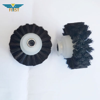 عجلة فرشاة سوداء 60*8.5*35 مللي متر لأجزاء ماكينة الطباعة KBA مصنوعة من البلاستيك عالي الجودة مع عمر استخدام طويل