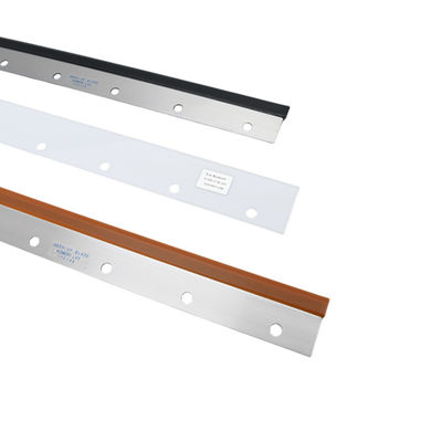 شفرات غسيل بيضاء KOMORI L40 / S40 طول 1110 مم 15 فتحة قطع غيار مطبعة