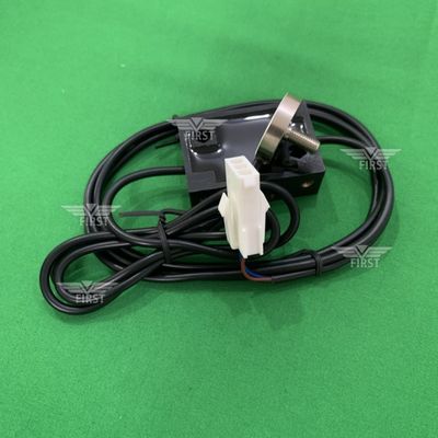 جي2122.1311 أجهزة استشعار القرب لـ PM52 SM52 أجهزة استشعار التسليم استبدال الصلب / المواد البلاستيكية OMRON-E2Ex5ME1