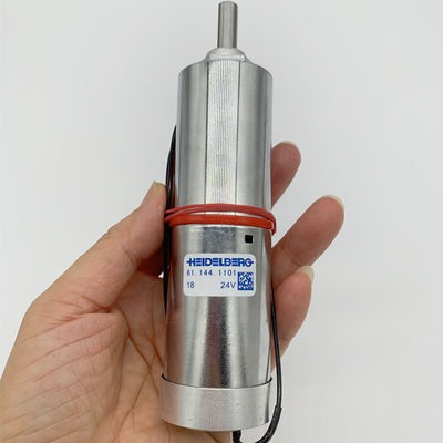 Silver Geared Motor 61.144.1101 / 02 SM / CD 102 ماكينة طباعة قطع غيار طابعة موتور جير
